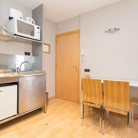 Apartment Ainb Born Tiradors